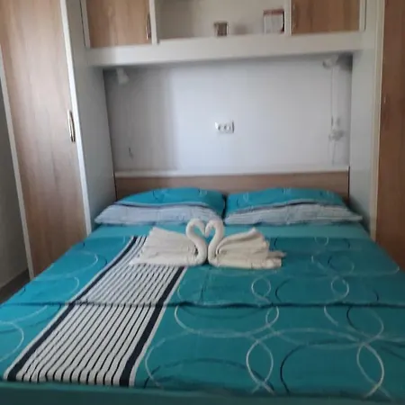 Apartman Kapor Apartment *