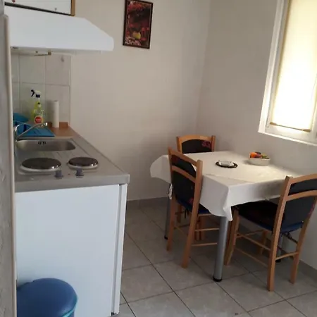 Apartman Kapor *
